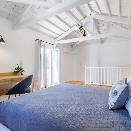 The Stone アパート スコペロス