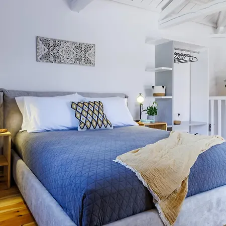 The Stone * スコペロス