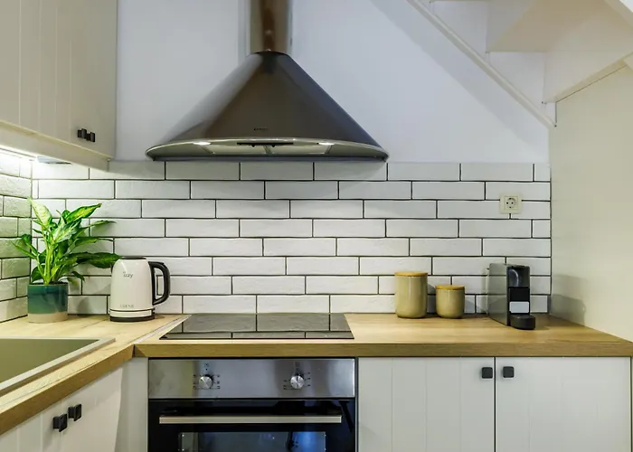 The Stone * Szkópelosz